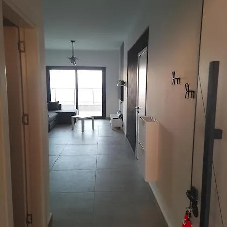 Pompeius Appartement Trikomo