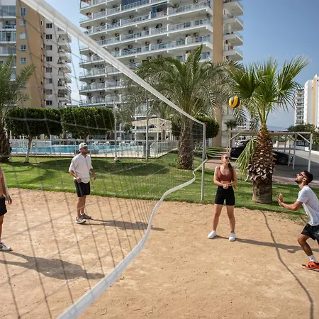 Caesar Pompeius Daire Trikomo