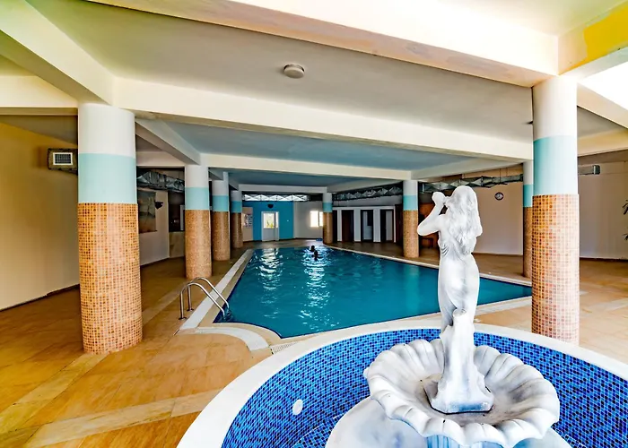 Caesar Pompeius * Trikomo